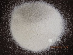 如何更換反滲透粗濾罐中的石英砂濾料？